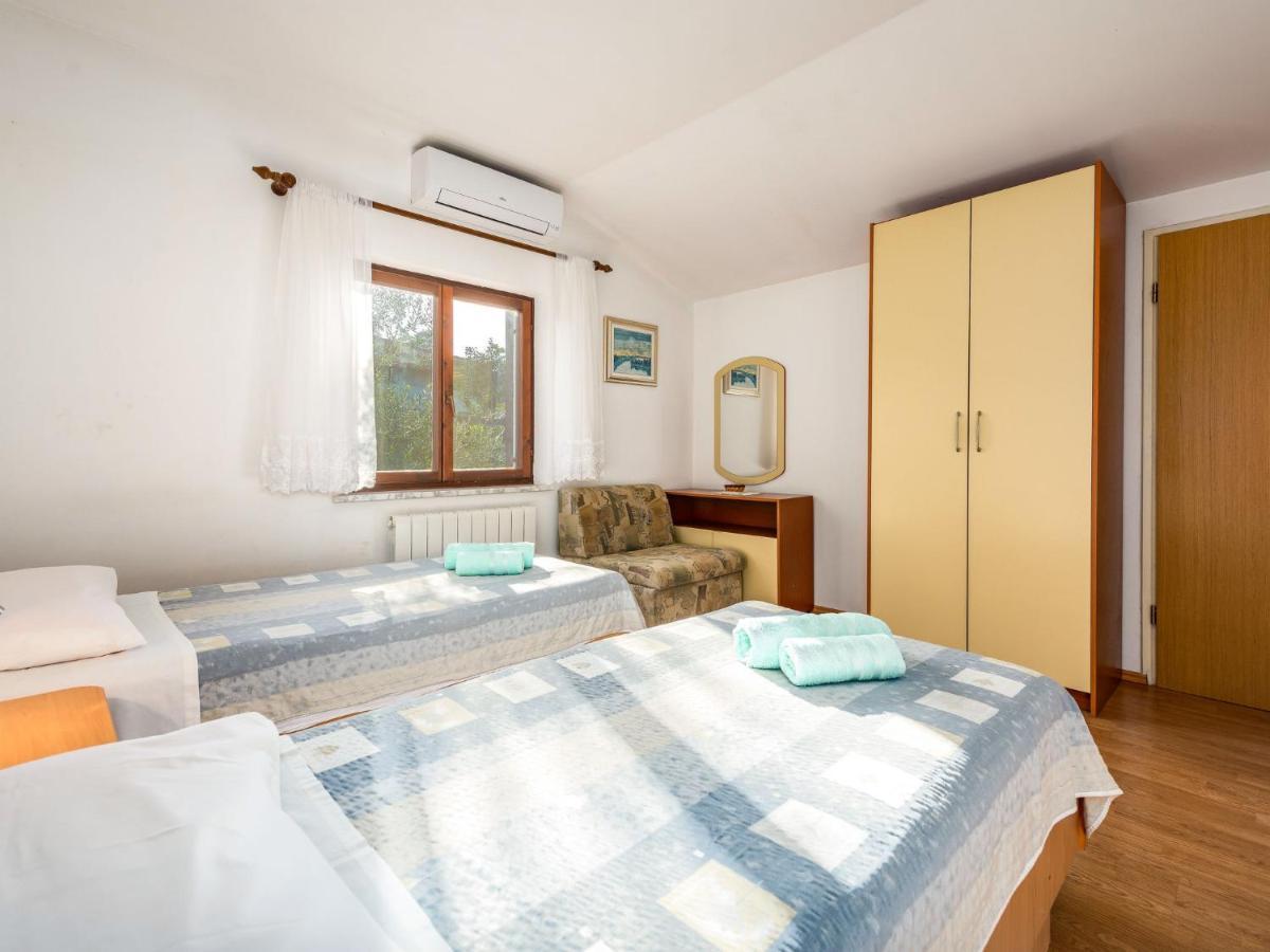 Holiday Home Hacienda - Pzn316 By Interhome Tinjan Exteriér fotografie