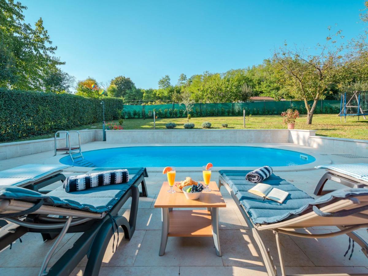 Holiday Home Hacienda - Pzn316 By Interhome Tinjan Exteriér fotografie
