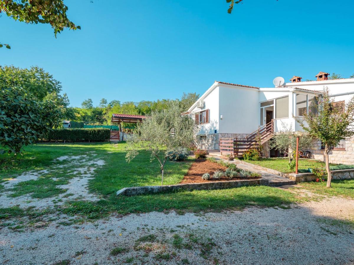 Holiday Home Hacienda - Pzn316 By Interhome Tinjan Exteriér fotografie
