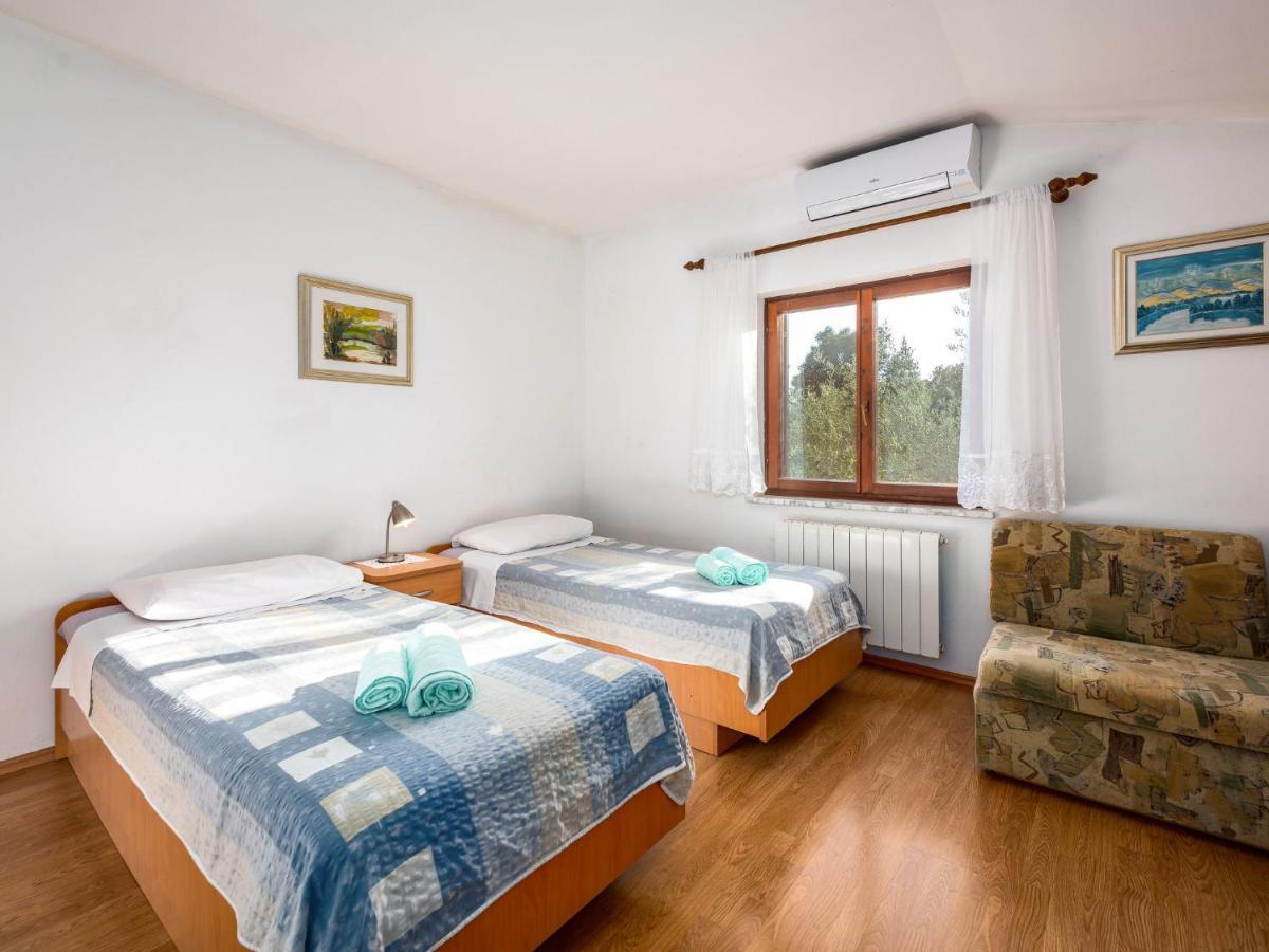 Holiday Home Hacienda - Pzn316 By Interhome Tinjan Exteriér fotografie